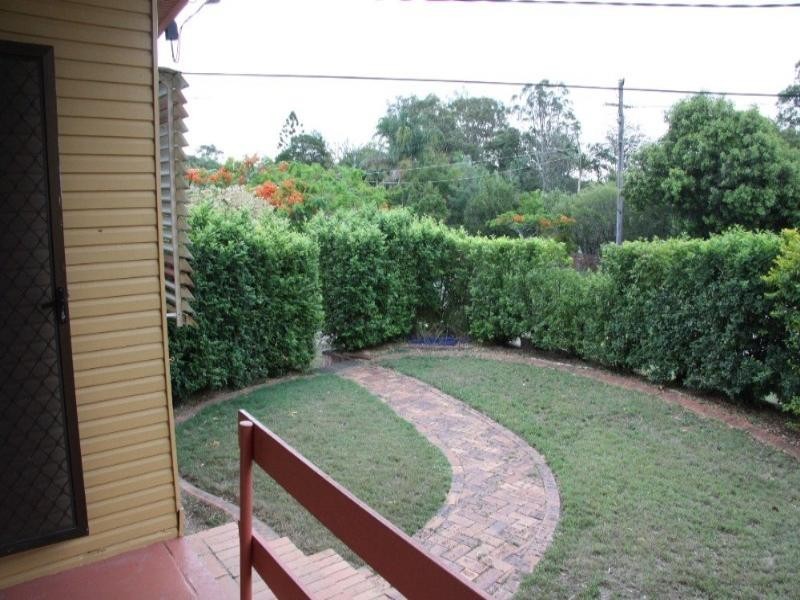 11 Heilbromm Street, Stafford Heights QLD 4053