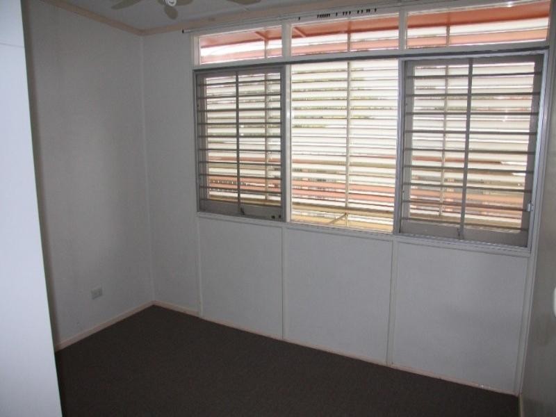 11 Heilbromm Street, Stafford Heights QLD 4053