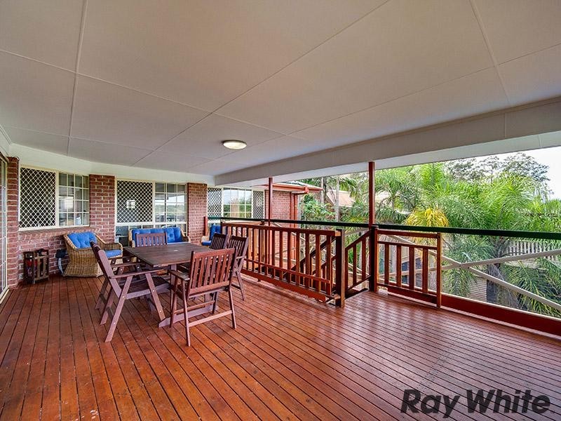 16 Carnarvon Court, Everton Hills QLD 4053