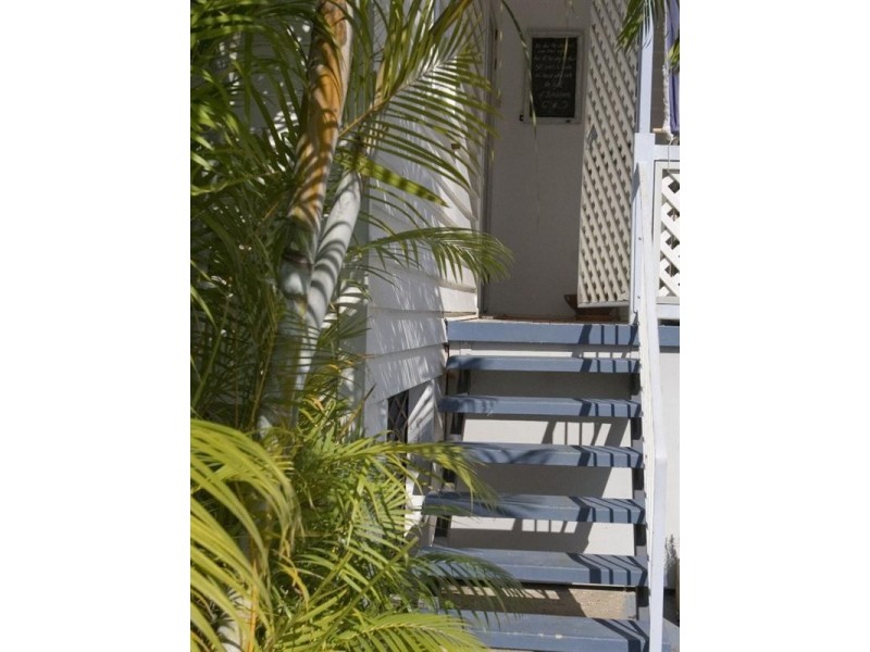 4 White Street, Everton Park QLD 4053