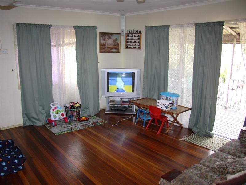 92 Olearia Street West, Everton Hills QLD 4053