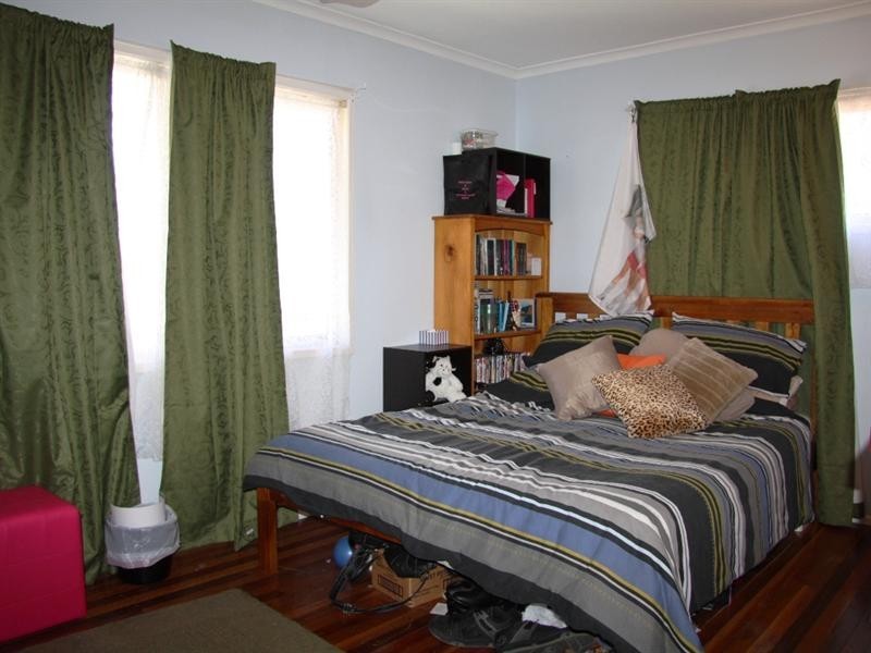 92 Olearia Street West, Everton Hills QLD 4053