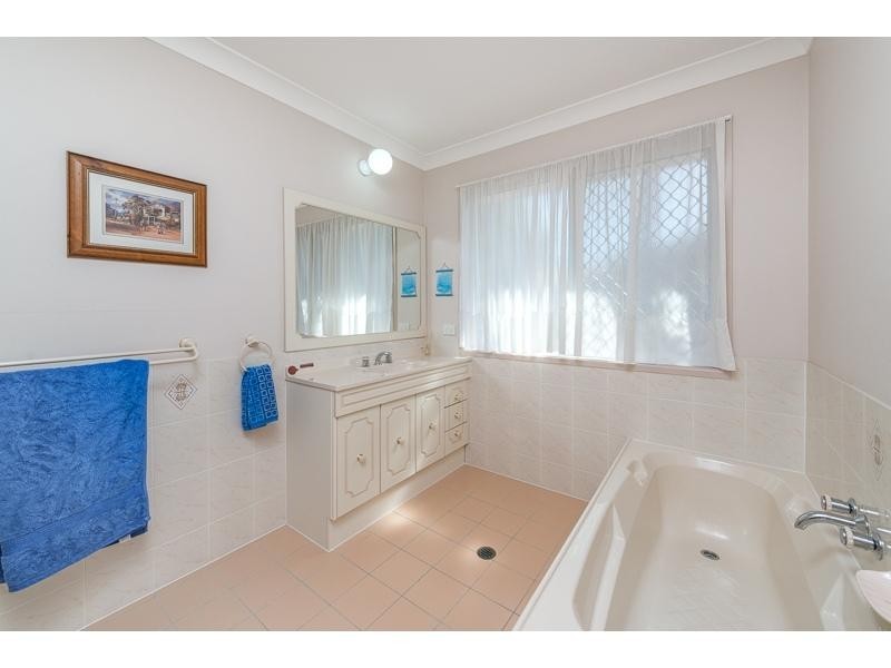 14 Holloway Drive, Everton Park QLD 4053