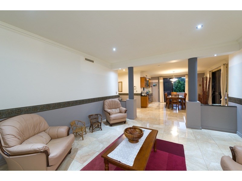 10 Slaney Place, Aspley QLD 4034