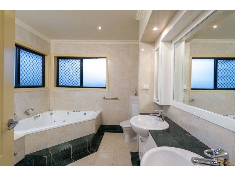 10 Slaney Place, Aspley QLD 4034