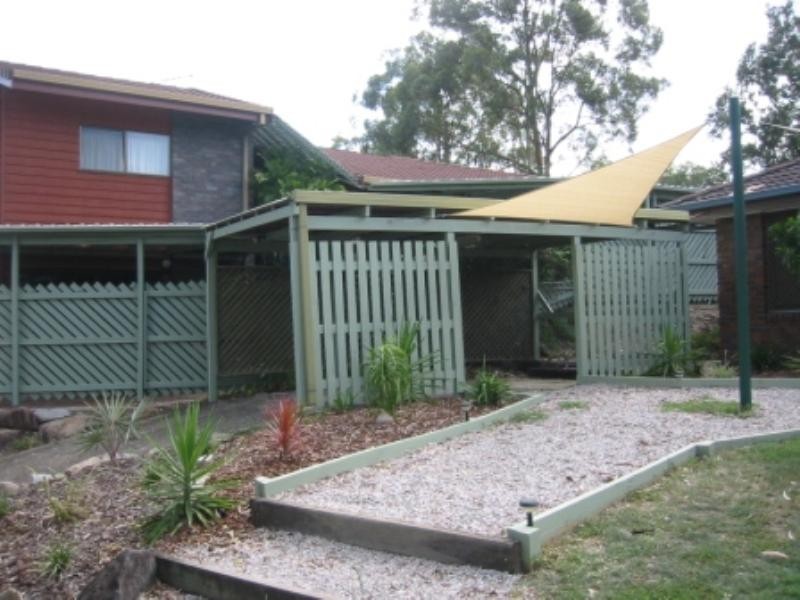 33 Tombondan Crescent, Ferny Hills QLD 4055