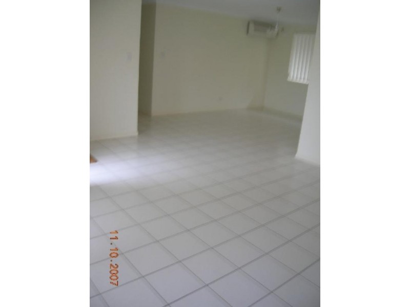 1 Vauton Court, Arana Hills QLD 4054