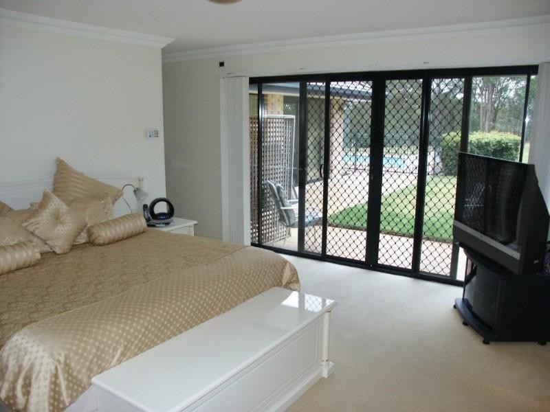 10 Cockatoo Court, Warner QLD 4500