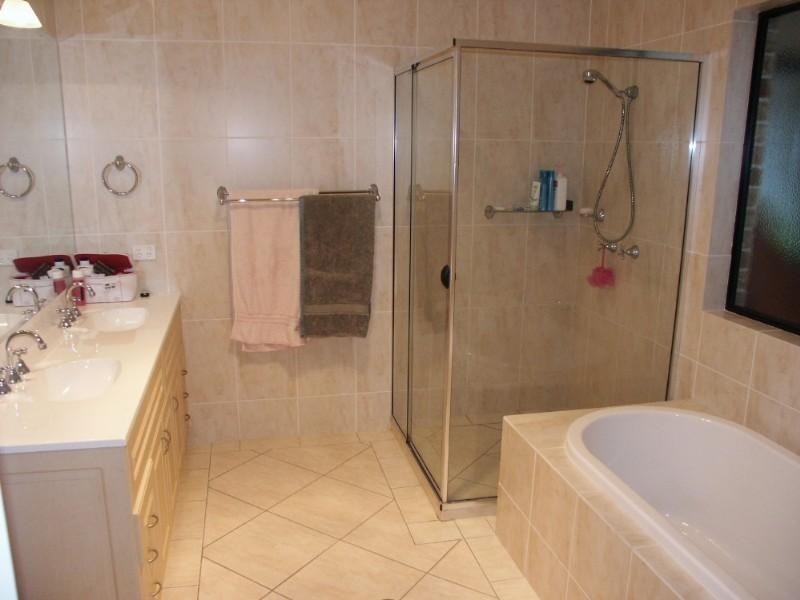 10 Cockatoo Court, Warner QLD 4500