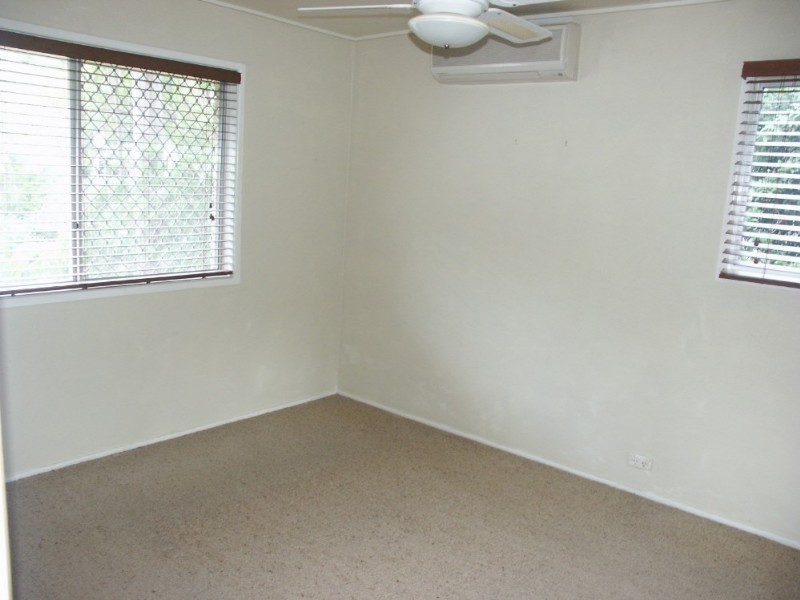 25 Stromlo Street, Everton Park QLD 4053