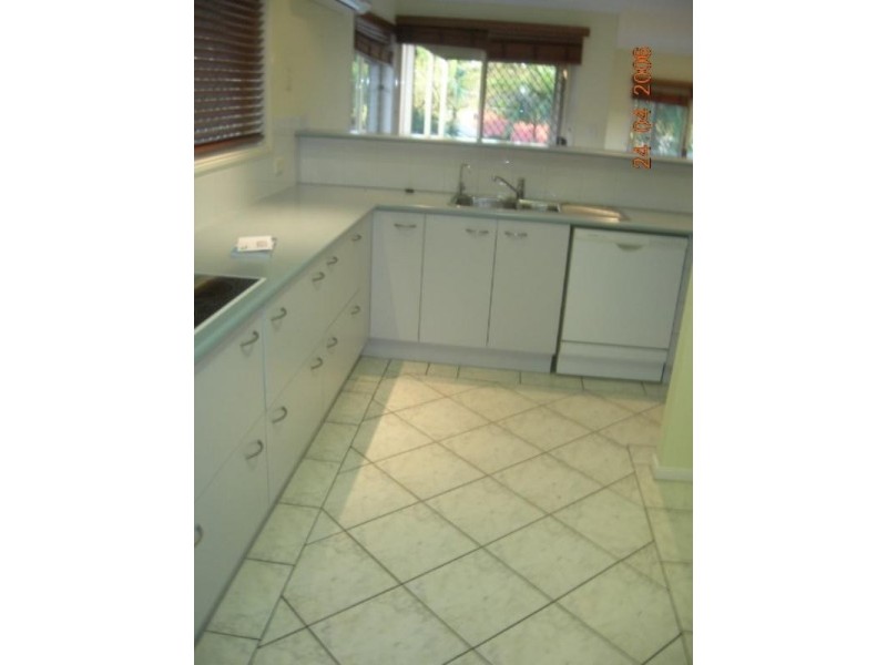 29 Oxford Crescent, Bridgeman Downs QLD 4035