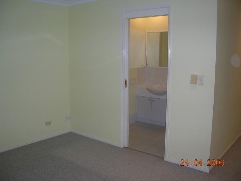 29 Oxford Crescent, Bridgeman Downs QLD 4035