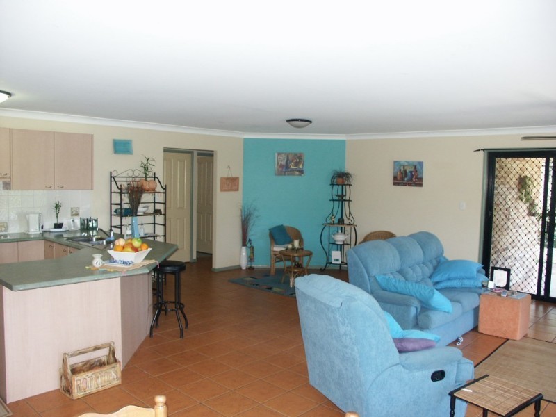 5 Woodash Court, Ferny Hills QLD 4055