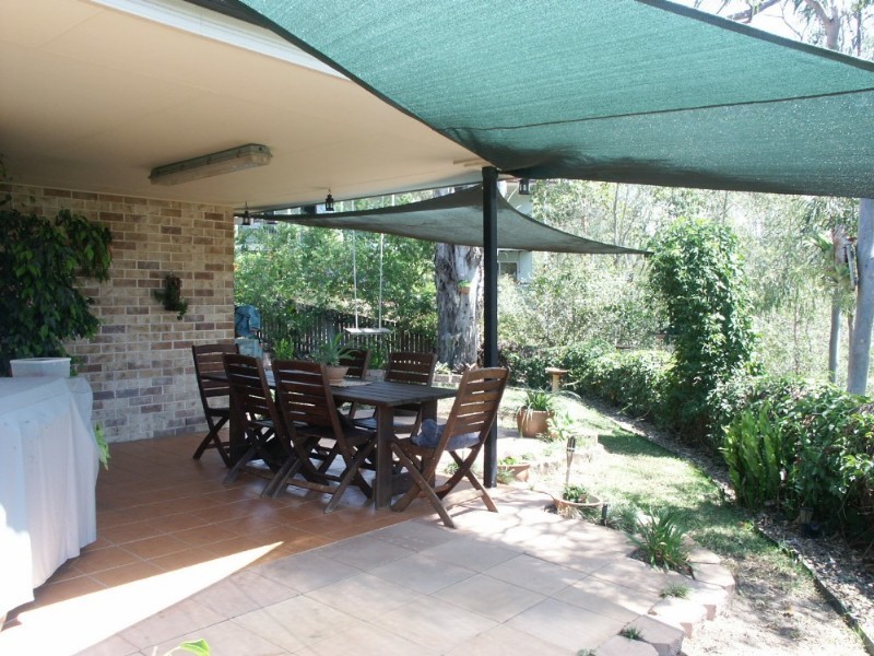 5 Woodash Court, Ferny Hills QLD 4055