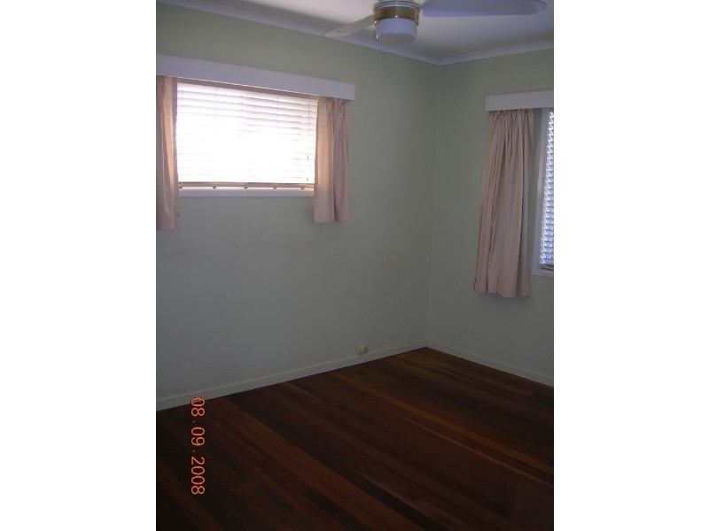 18 Wyman Street, Stafford Heights QLD 4053