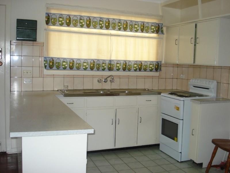 17 Burbank Street, Stafford Heights QLD 4053