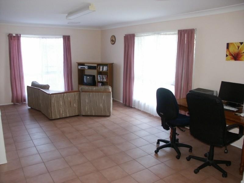 16 Gray Road, Bray Park QLD 4500