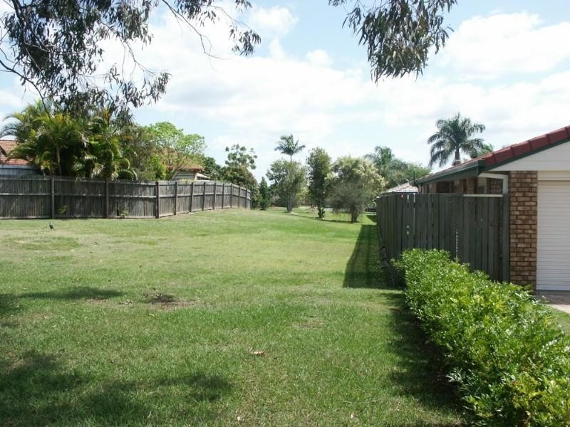 16 Gray Road, Bray Park QLD 4500