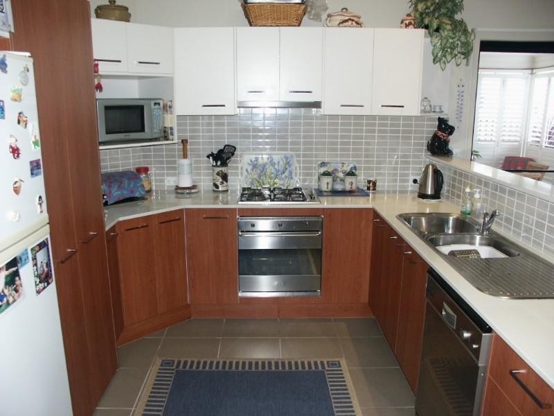 16 Starlight Place, Aspley QLD 4034