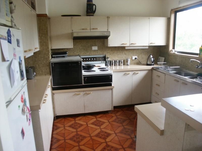 6 Cobbity Crescent, Arana Hills QLD 4054