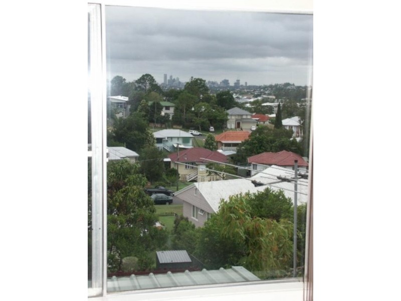 49 Dunedoo Street, Stafford QLD 4053