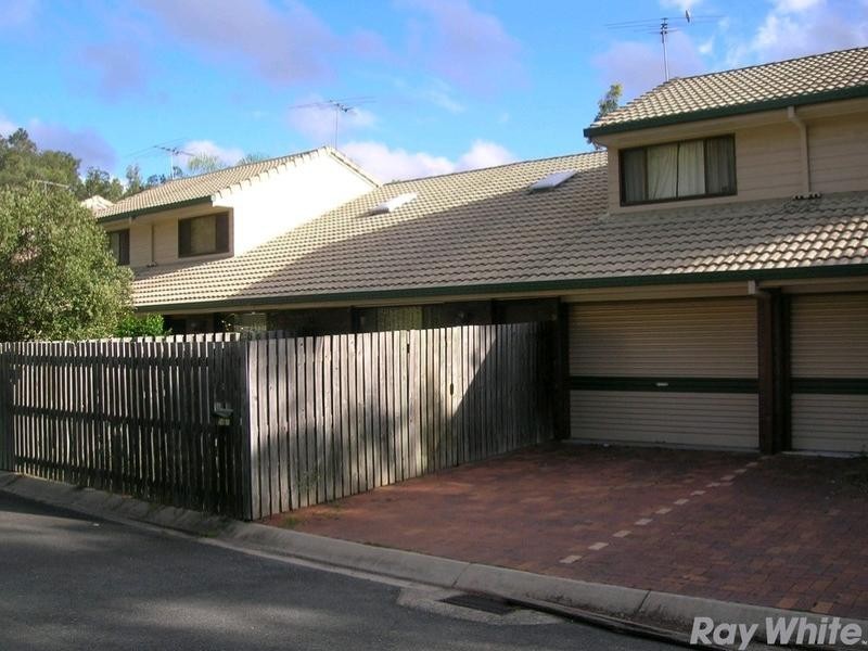 56 Quinnia Court, Ferny Hills QLD 4055