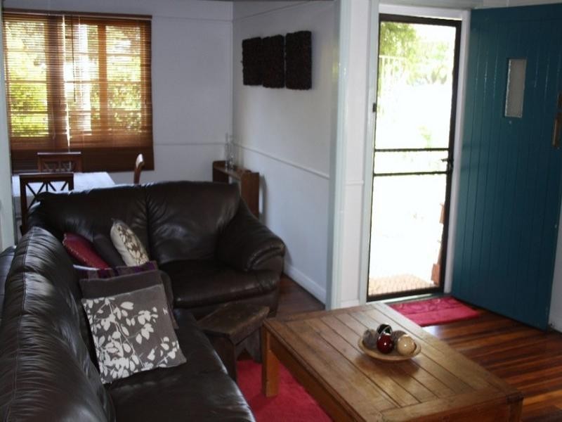 35 University Road, Mitchelton QLD 4053