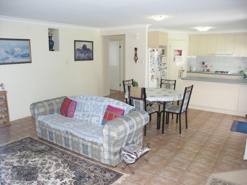 68 Reginald Avenue, Arana Hills QLD 4054