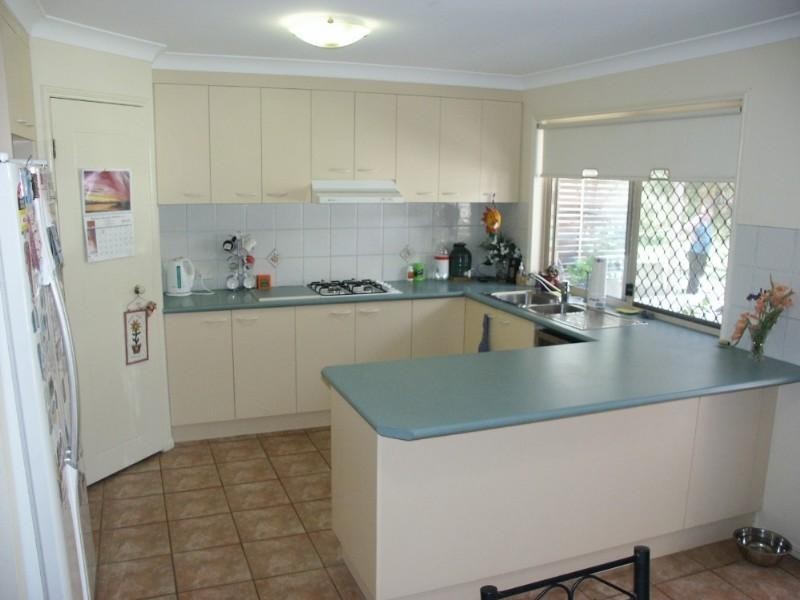 68 Reginald Avenue, Arana Hills QLD 4054