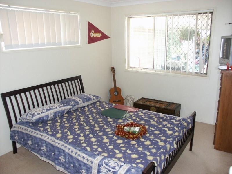 68 Reginald Avenue, Arana Hills QLD 4054