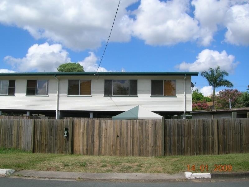 2/11 Bringelly Street, Arana Hills QLD 4054