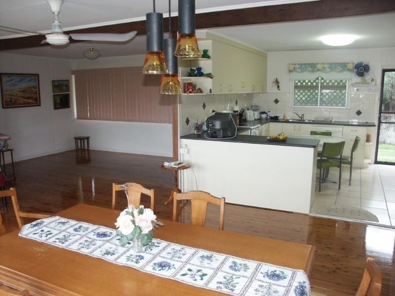 49 Dunedoo Street, Stafford QLD 4053