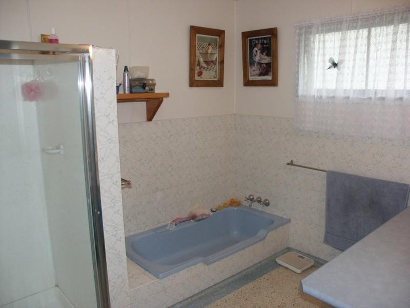 49 Dunedoo Street, Stafford QLD 4053