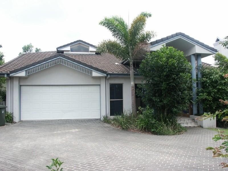 3 Saturn Crescent, Bridgeman Downs QLD 4035