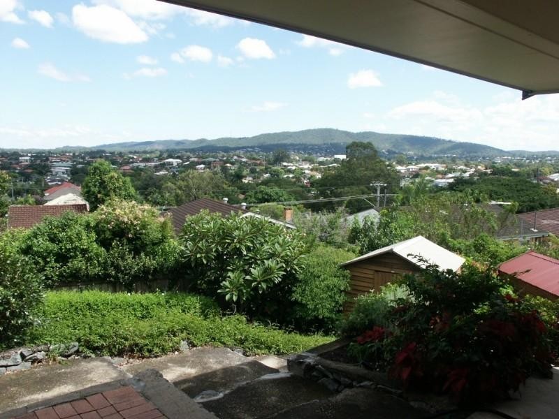 12 Dargie Street, Everton Park QLD 4053