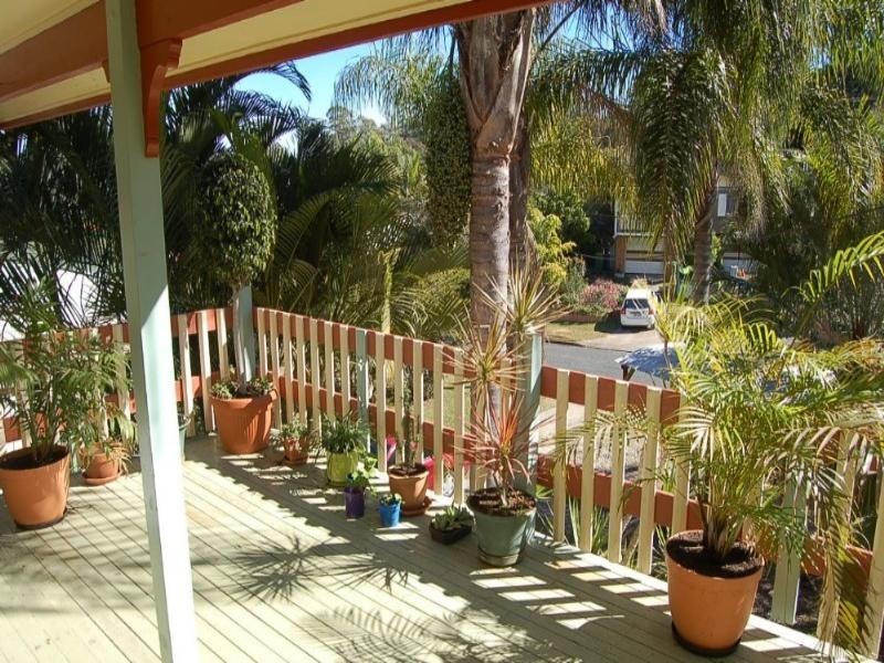 8 Wingara Grove, Ferny Hills QLD 4055