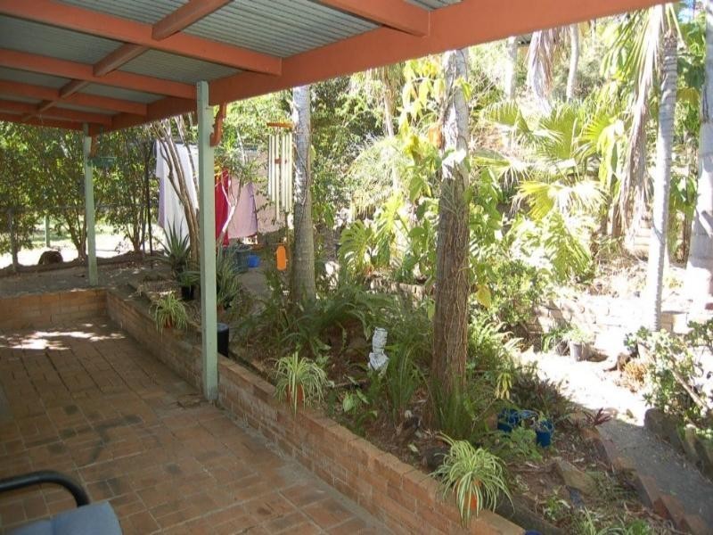 8 Wingara Grove, Ferny Hills QLD 4055