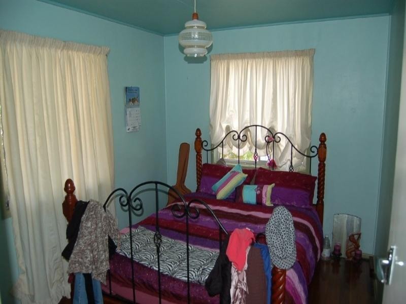 8 Wingara Grove, Ferny Hills QLD 4055