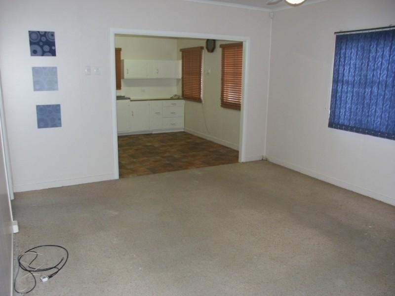 4 White Street, Everton Park QLD 4053