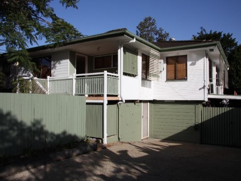 37 Braidwood Street, Everton Park QLD 4053