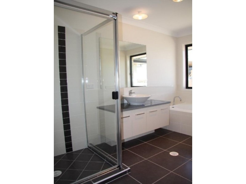 10 Amber Close, Mango Hill QLD 4509