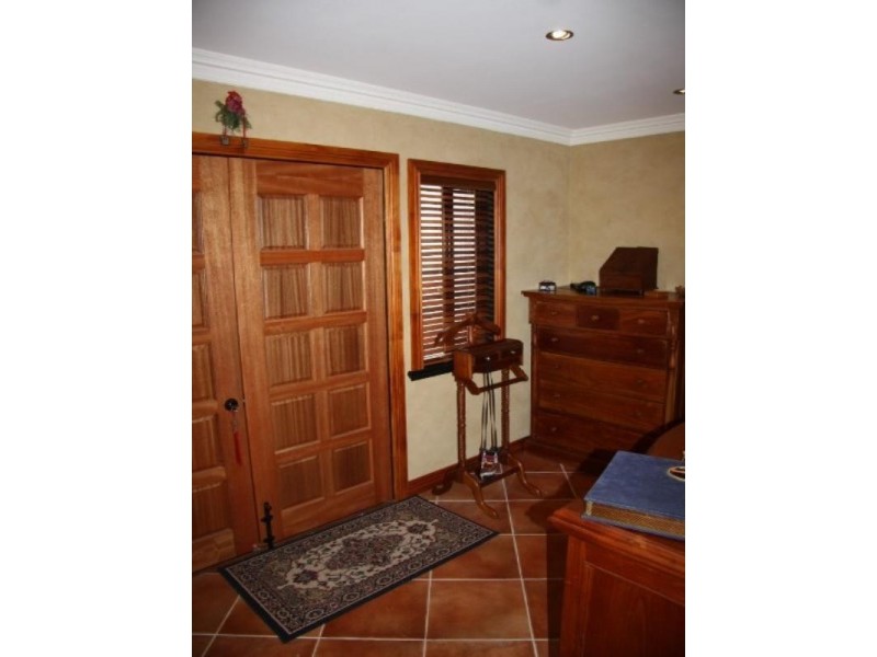 18 Drake Street, Everton Park QLD 4053