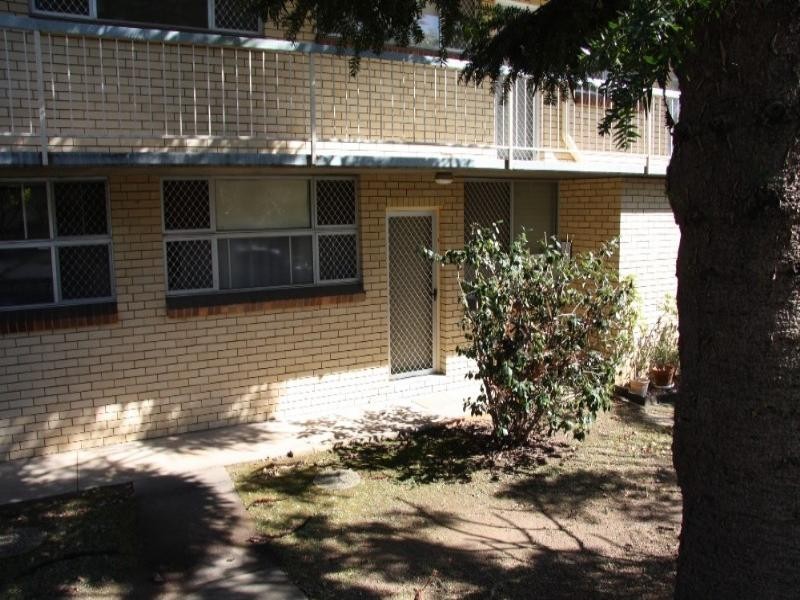 2/245 Pickering Street, Gaythorne QLD 4051