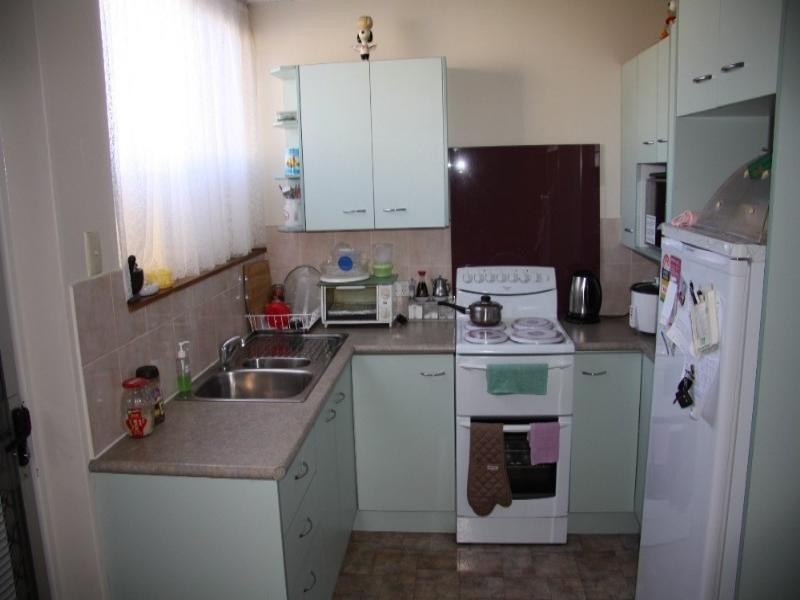 2/245 Pickering Street, Gaythorne QLD 4051