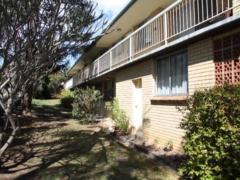 2/245 Pickering Street, Gaythorne QLD 4051