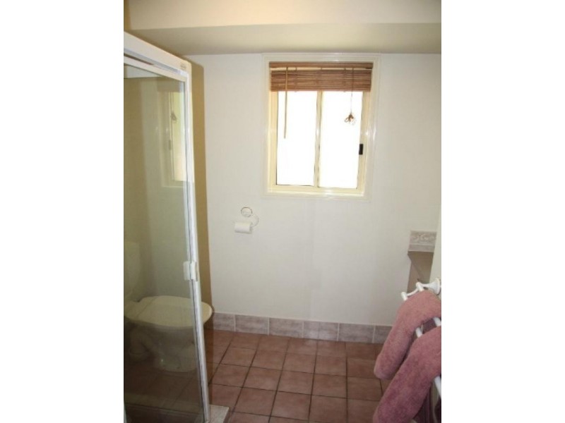 15 Brolgaglen Close, Ferny Grove QLD 4055