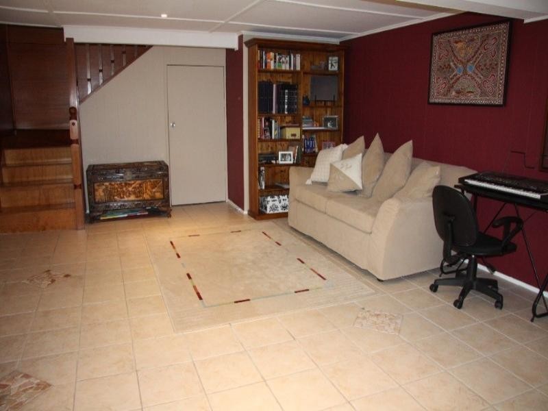 24 Tombondan Crescent, Ferny Hills QLD 4055