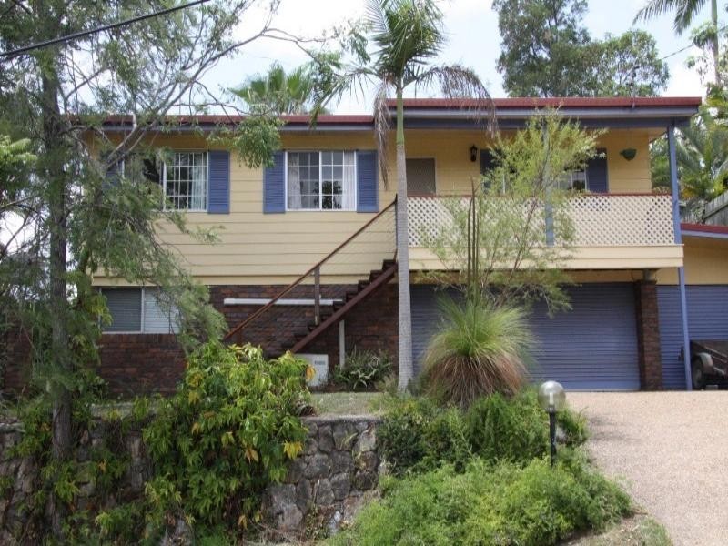 5 Yakki Court, Arana Hills QLD 4054