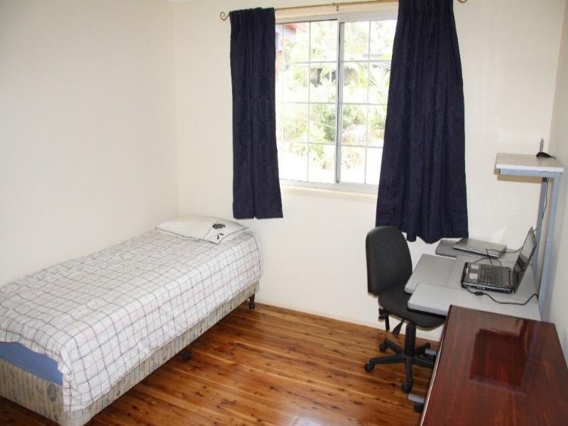 5 Yakki Court, Arana Hills QLD 4054