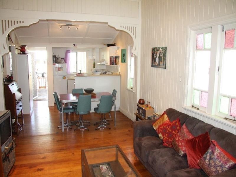 9 Ernest Street, Gaythorne QLD 4051